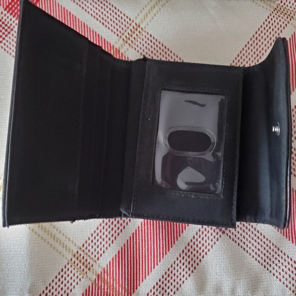 Relic Black Leather Key & Card Holder - Picture 4 of 4